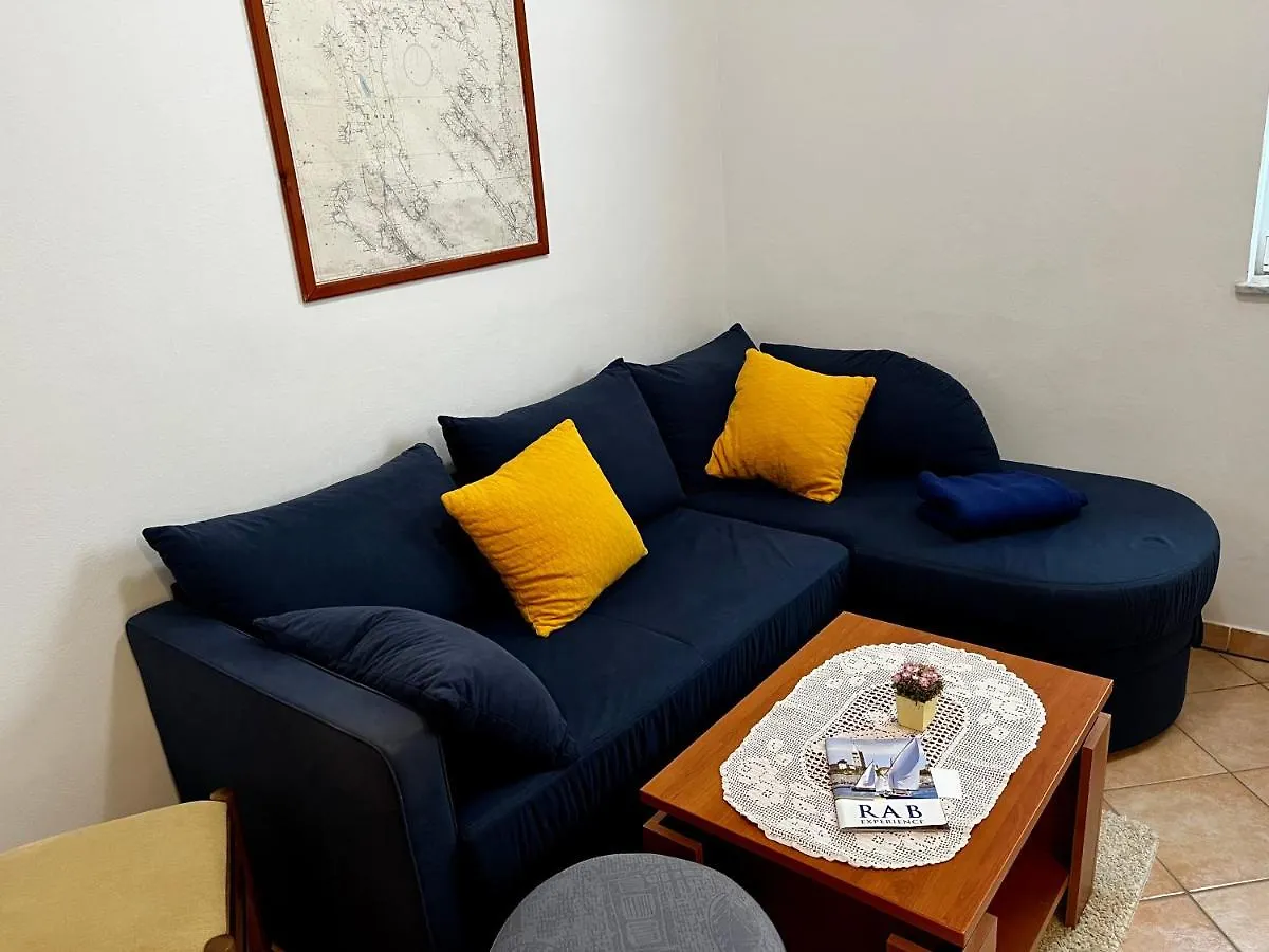Apartments Maricic Banjol