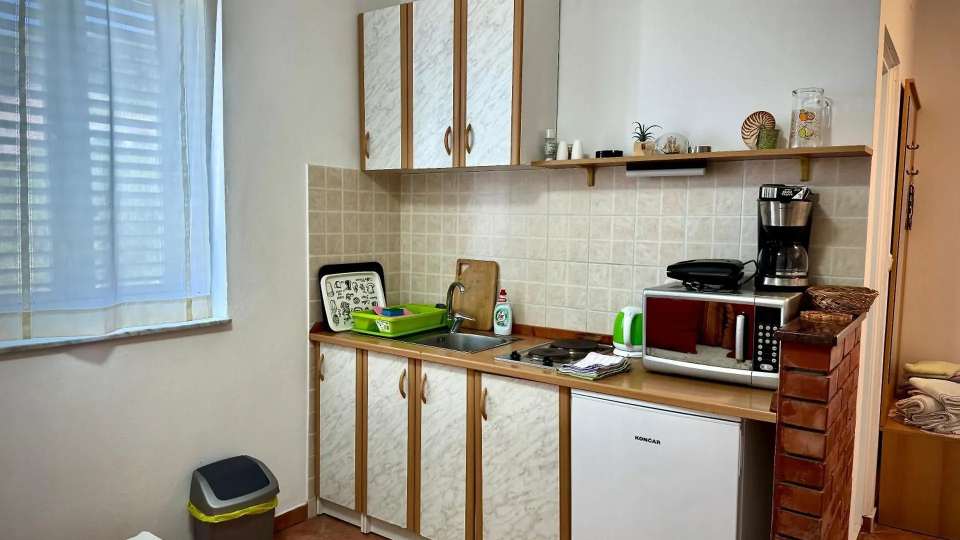 Apartments Maricic Banjol
