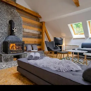 Ernestova Hisa Apartman