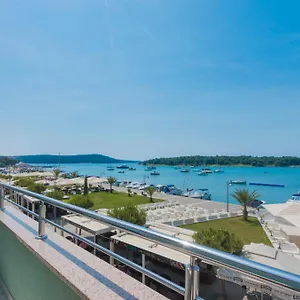  Appartamento Riva Croazia